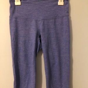 Women’s Athleta Lilac Crop Leggings